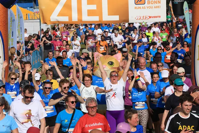 Der Firmenlauf feiert 2026 einen neuen Teilnehmerrekord.  | Foto: rheinline-Roland Goseberg