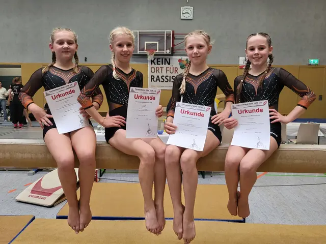 Nora Alfter, Leonie Schwarz, Leonie Dziamski und Marie Rode.  | Foto: TuS
