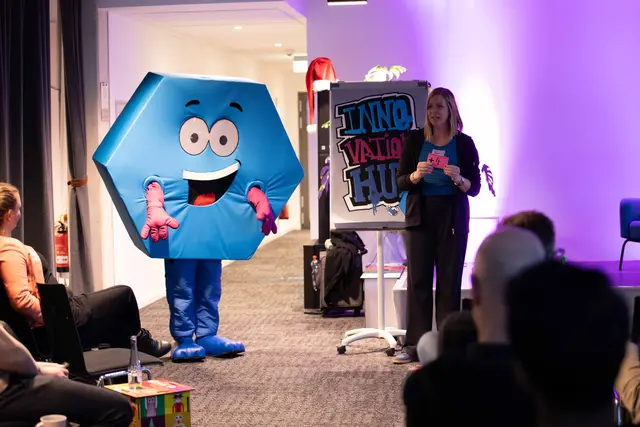 Die erste „FuckUp Night“ bringt berufliche Rückschläge auf die Bühne. | Foto: Innovation Hub Bergisches RheinLand e.V