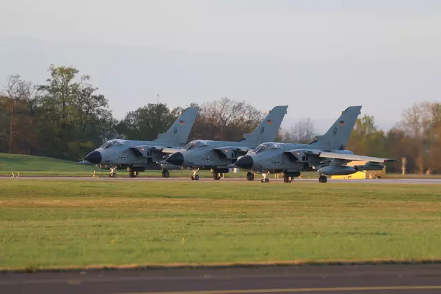 Acht Tornados, die aus Büchel in Rheinland-Pfalz zurzeit in Nörvenich stationiert sind, nehmen an einer Übung im Nahen Osten teil. | Foto: TaktLwG 31 „B“