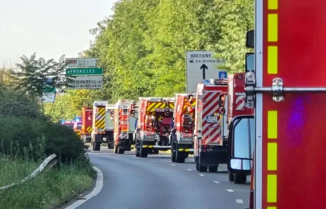 Am Montag fuhr der Feuerwehrkonvoi durch Zentral- und Südfrankreich bis über die spanische Grenze.  | Foto: Feuerwehr Bonn