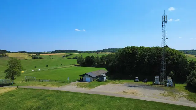 Der traumhaft gelegene Sportpark am Weyerstein. Hier bestreitet die Concordia seit mehr als 90 Jahren ihre Heimspiele. In diesem Jahr wird es gleichzeitig der Hauptaustragungsort der Jubiläumsfeierlichkeiten. | Foto: SV Concordia Weyer/Ingo Keller/pp/Agentur ProfiPress
