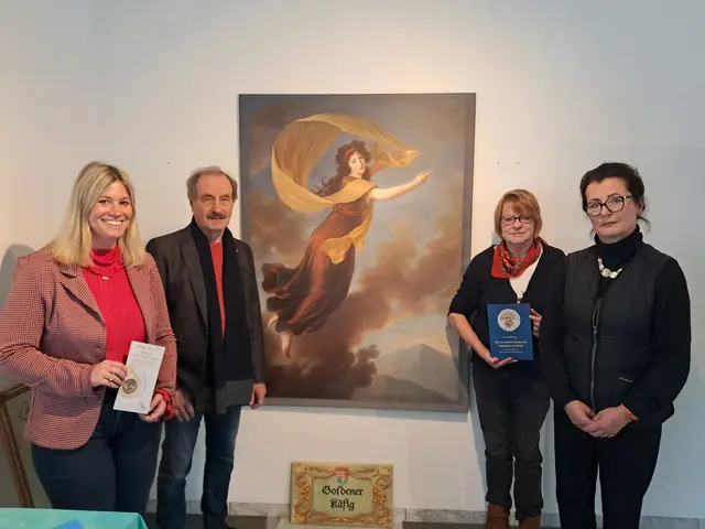 Bürgermeisterin Jennifer Meuren (v. l.), Johannes Mertens, Dr. Gabriele Rünger und Ruth Kirstgen freuen sich auf die Eröffnung im Eifelmuseum Blankenheim.  | Foto: Gemeinde Blankenheim