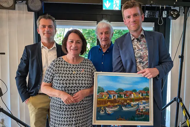 Empfang im „Hôtel de Ville“ in Oedekoven (von links): Vincent Denis, Marie-Dominique Würdig-Picard, Jean-Louis Levesque und Christian Lanzrath. | Foto: Frank Engel-Strebel