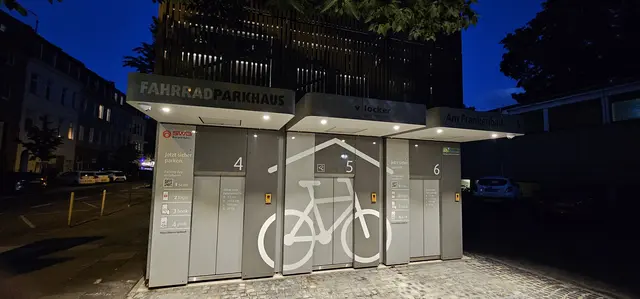 Sollten die Fahrradparkhäuser in Bonn nicht zeitnah wieder den Betriebt aufnehmen können, wäre dies ein weiterer Schlag für die Radfahrer in Bonn und der Region. Das Foto zeigt die Anlage am Frankenbad.  | Foto: mt