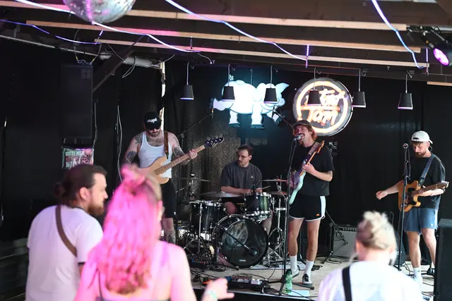 Musiker, Besucher und Veranstalter zeigten sich gleichermaßen begeistert und zufrieden mit der Festivalpremiere. | Foto: Herkenrath