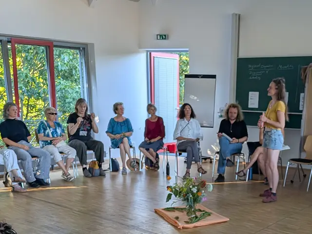 Infoveranstaltung des Vereins „LAS Gemeinsam“, im Kreis steht Marie Jacobs. | Foto: fes