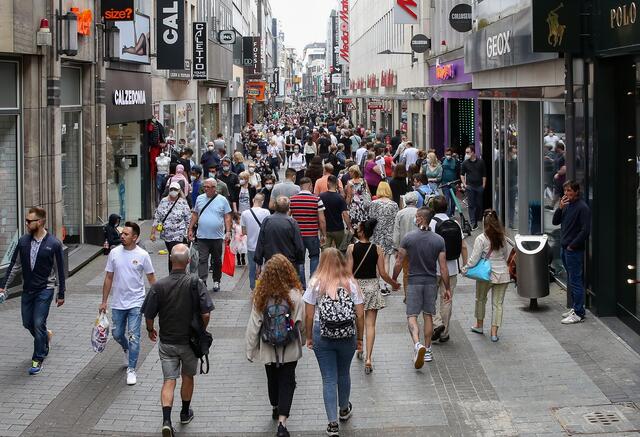Die Hohe Straße voller
Flaneure – auf solche Bilder freut sich der Kölner Einzelhandel.