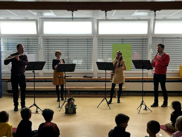 Das Ensemble „Correlatif“ von der Musikschule Bornheim begeisterte uim Familienzentrum.
| Foto: (C) Familienzentrum
