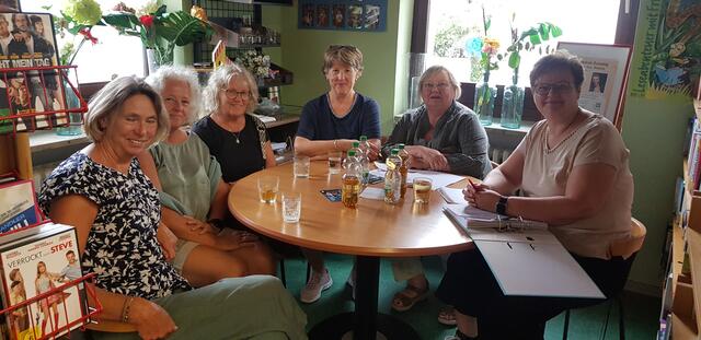 Das Team der katholischen Bücherei freut sich auf den großen Tag.                                 | Foto: (c) Bücherei