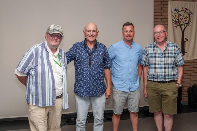 Hansi Weckauff, Günter Kretschmann, Steffen Leiting und Franz Alfter (v.li.) sorgten für die Unterhaltung der Senioren. | Foto: Heimermann
