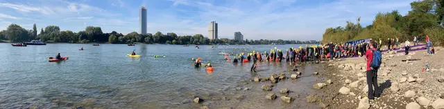 Bei bestem Wetter fand im letzten September das zweite Rheinschwimmen des PSV Bonn Triathlon e.V. statt.  | Foto: PSV Bonn Triathlon