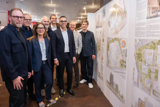 Offiziell eröffnet wurde die Ausstellung in der früheren Kantine im Stadthaus. Bis einschließlich 26. Juni sind die Architektur- und Planungsentwürfe zu sehen.  | Foto: Sascha Engst/Bundesstadt Bonn