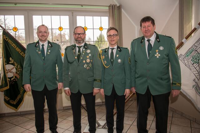 Der neue geschäftsführende Vorstand der Frielingsdorfer Schützen: Marco Mann, Jan-Peter Lischke, Torben Sauermann und Gerhard  Wendeler (v.l.).  | Foto: Josef Müller