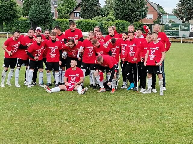 Als frisch gebackener Aufsteiger in die Kreisliga A veranstaltet der FC Rot-Weiß Berrendorf  sein traditionelles Fußballturnier für Seniorenmannschaften.  | Foto: FC R-W Berrendorf