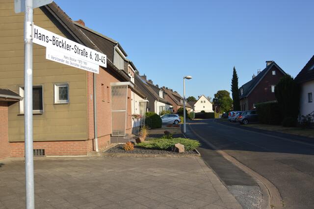 Hans-Böckler-Straße: Rätselraten um Straßenschild - Frechen