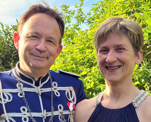Karl-Heinz Bremer und seine Lebensgefährtin sind das neue Königspaar der Sebastianer in Königshoven. | Foto: Schützen Königshoven