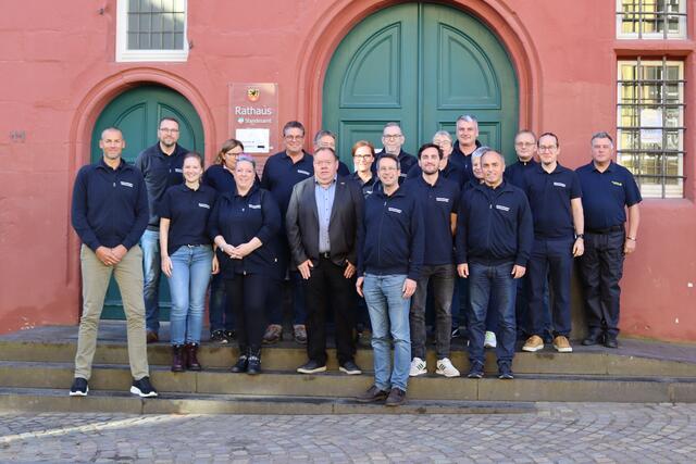 Um aus den Erfahrungen der Flutkatastrophe zu lernen, reiste eine Delegation des Bezirksamtes Bergedorf der Stadt Hamburg nach Bad Münstereifel.  | Foto: Lingscheid/Stadt Bad Münstereifel