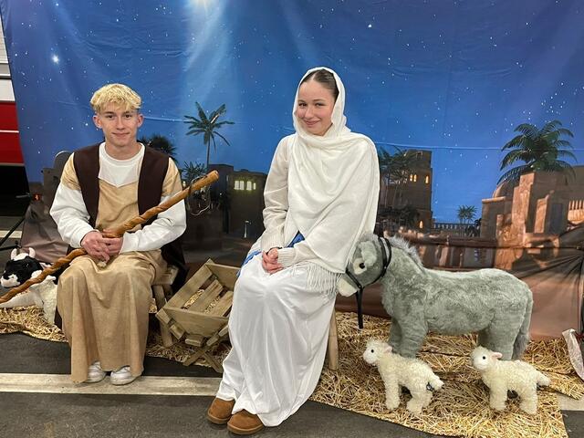 Auch Maria und Josef waren dabei.                                                                  | Foto: (c) Familienmesskreis Rosbach