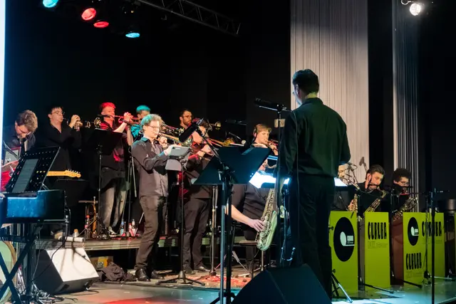 Die Jugend-Jazzband CURUBA der Kunst- und Musikschule Brühl bei ihrem Konzert im Jugendkulturhaus CULTRA. | Foto: J. Pittrof