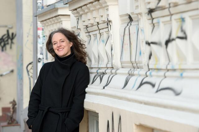 Die Autorin Nicole Seifert spricht am 7. März in der Stadtbücherei Frechen über Frauenliteratur.  | Foto: Sabrina Adeline Nagel