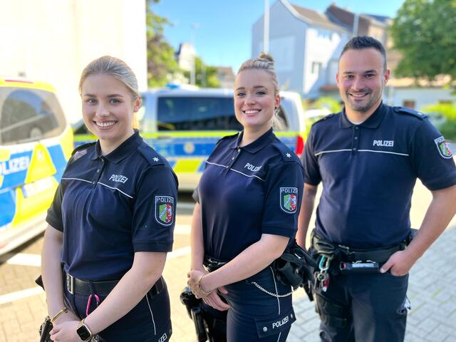 „Trikotwechsel“ im Kreis Euskirchener Team 110.  | Foto: Polizei