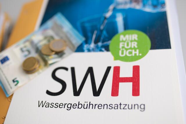Frischwasser, Schmutzwasser, Niederschlagswasser, Straßenreinigung, Abfalltentsorung - alles wird in 2025 ein bisschen teurer.  | Foto: Giuseppe Piliero