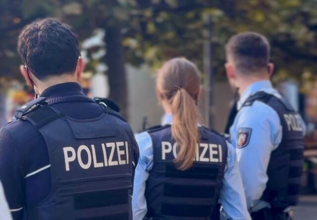 1.214 Personen und 705 Fahrzeuge überprüfte die Kreispolizei im Rahmen einer „strategischen Fahndung“ in der Euskirchener Innenstadt.  | Foto: Polizei