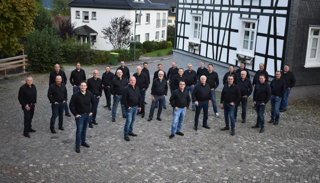 Startklar: Die Männer begeisterten mit ihren Stimmen in Eiershagen, Benroth und Geringhausen. | Foto: Gisela Heinrichs