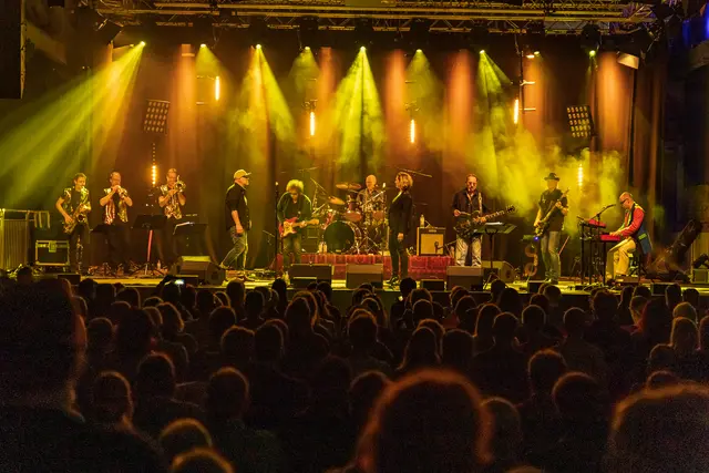 Die SoulBand sorgt für Stimmung in Thier. | Foto: Thomas Wirczikowski
