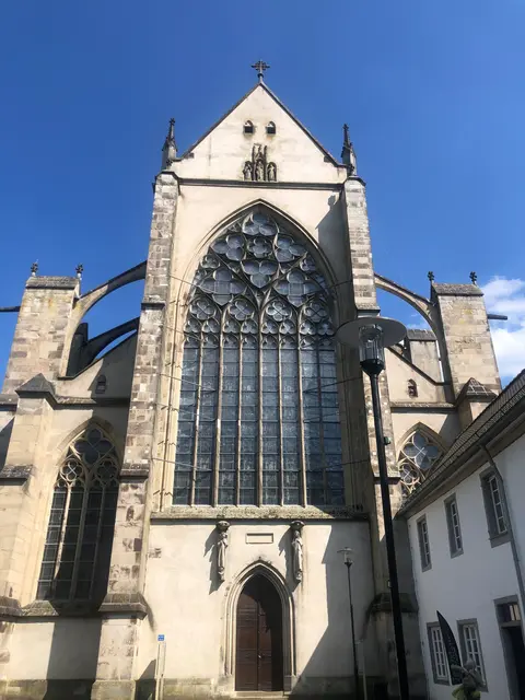 Wo Romantik auf Gotik trifft, entfaltet der Orchesterverein Hilgen im Altenberger Dom große Klänge.  | Foto: Montserrat Manke