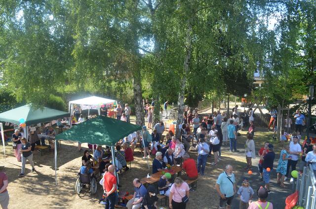 Das Jubiläumsfest des Vereins „Karren“ war gut besucht.  | Foto: Gaebel