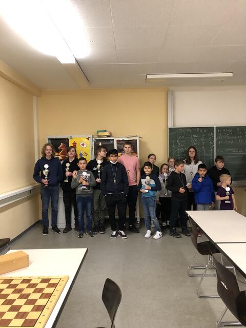 Die Sieger der Jugend-Vereinsmeisterschaft im Schach.  | Foto: oto: Heck