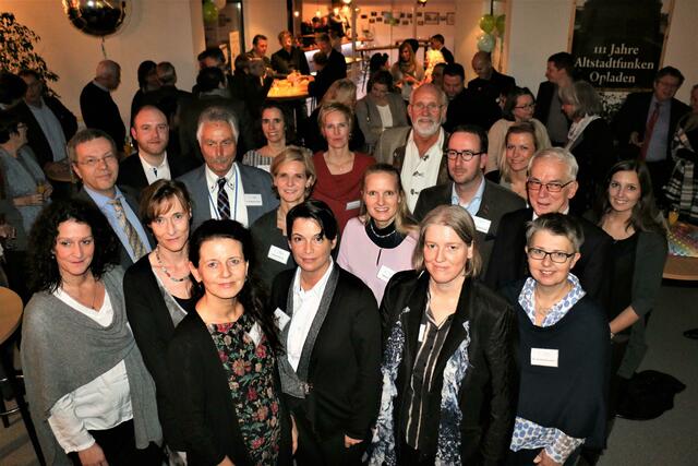Zehn Jahre Regionales Gesundheitsnetzwerk Leverkusen feierten Vorstand und Mitarbeiter mit zahlreichen Gästen im Funkenturm.