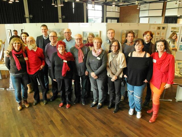Die teilnehmenden Künstler von „Chorweiler Art“ waren glücklich über die Rückkehr ins Bürgerzentrum.
