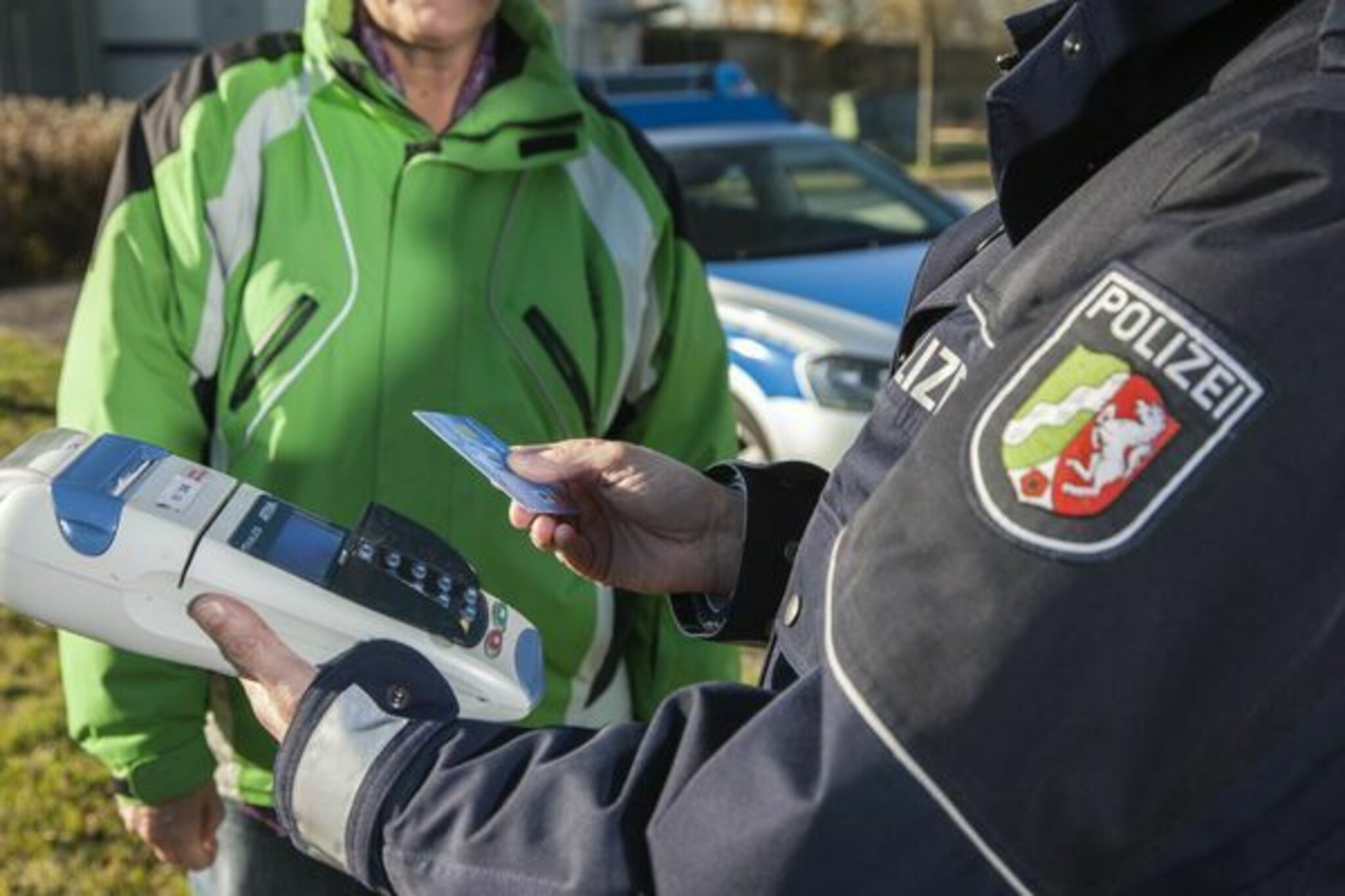 betrunken-in-wesseling-mit-2-96-promille-auf-kinderrad-unterwegs