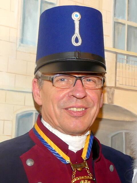 In guter Tradition hat sich seit 2013 der Erste Polizeihauptkommissar Gerd Mainzer als Leiter der Polizeiwache Ramersdorf mit dem Motto: „Polizei ist ein Teil des Gemeinwesens“ eingereiht. | Foto: Helmut Müller