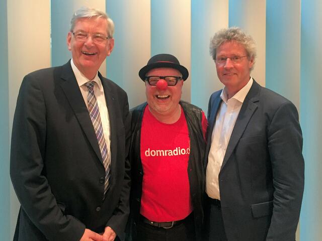 Der Vorsitzende des Kardinal-Höffner-Kreises, Karl Schiewerling mit Willibert Pauels und Klaus-Peter Flosbach (v.l.). | Foto: Bundestagsbüro Klaus-Peter Flosbach