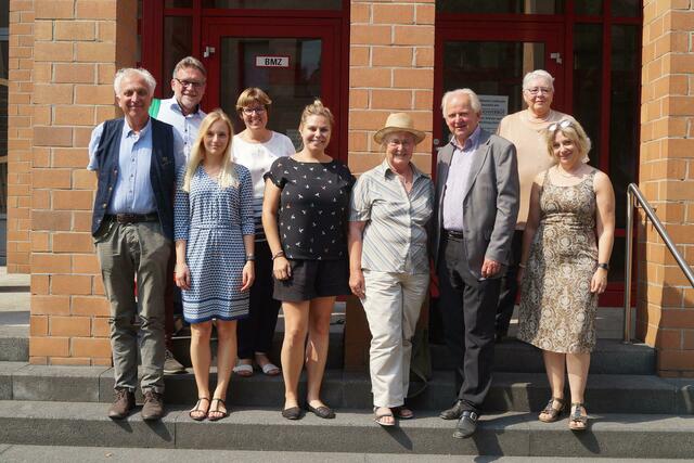 In der Bewertungskommission waren Vertreter des Landesfrauenverbands, der Landwirtschaftskammer, der Politik, des Tourismusvereins Rhein-Erft, der Obst- und Gemüseverband sowie die Sportjugend Rhein-Erft-Kreis.  | Foto: Marco Führer