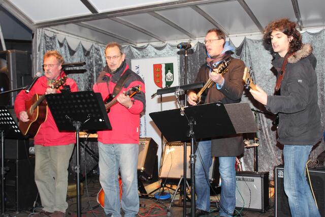 Die „Bürger Ostheims“ sorgten für musikalische Unterhaltung. | Foto: Flick
