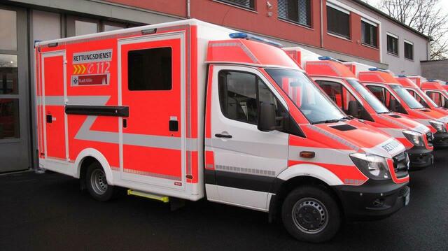 Die jüngste Lieferung an Rettungswagen. | Foto: Stadt Köln