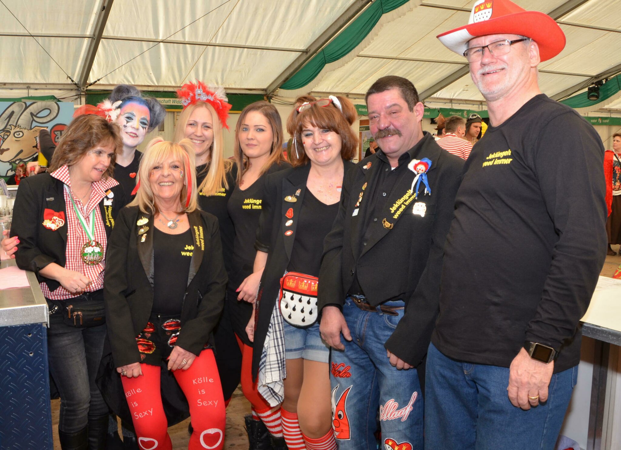 Jeklüngelt weed immer, gefeiert aber auch!: Weiberfastnacht in ...