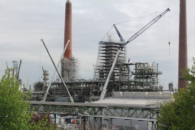 Großarbeiten im Rahmen der routinemäßigen Inspektion. | Foto: Shell Rheinland Raffinerie