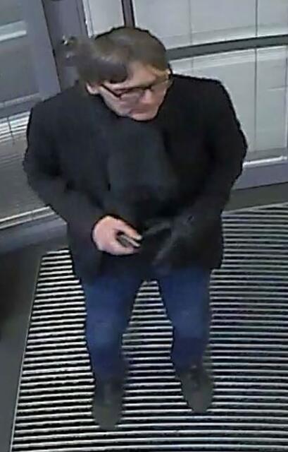 Wer kennt diesen Mann? | Foto: Polizei Köln