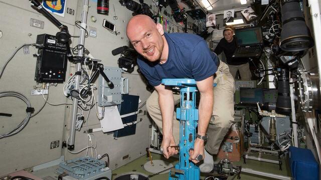 Wie misst man sein Gewicht in Schwerelosigkeit? | Foto: Deutsches Zentrum für Luft- und Raumfahrt (DLR),