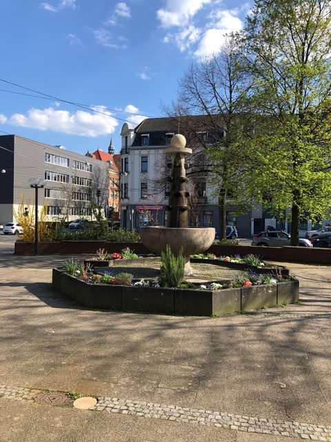 Brunnen mit Blick zur Ecke Kaiser-Karl-Ring/Graurheindorfer Straße | Foto: privat