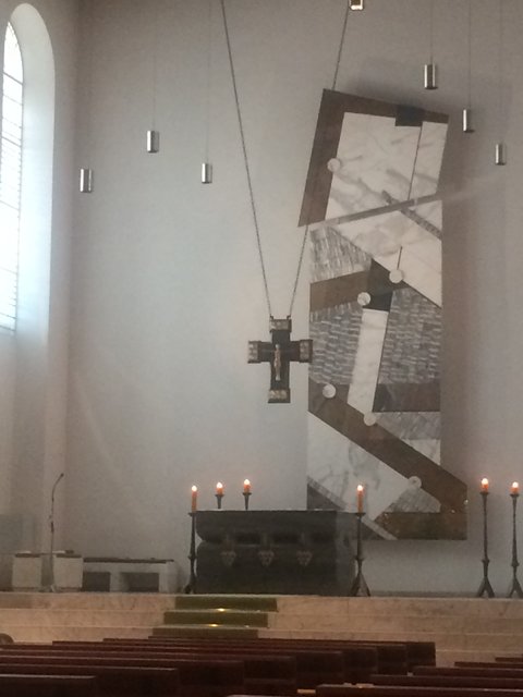 Modern gestaltet: Altarraum in St. Joseph | Foto: privat