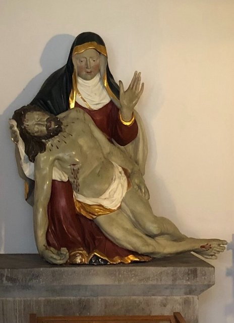 Die Pietà in der Wandkapelle (Kreuzgang, St. Remigius) | Foto: privat