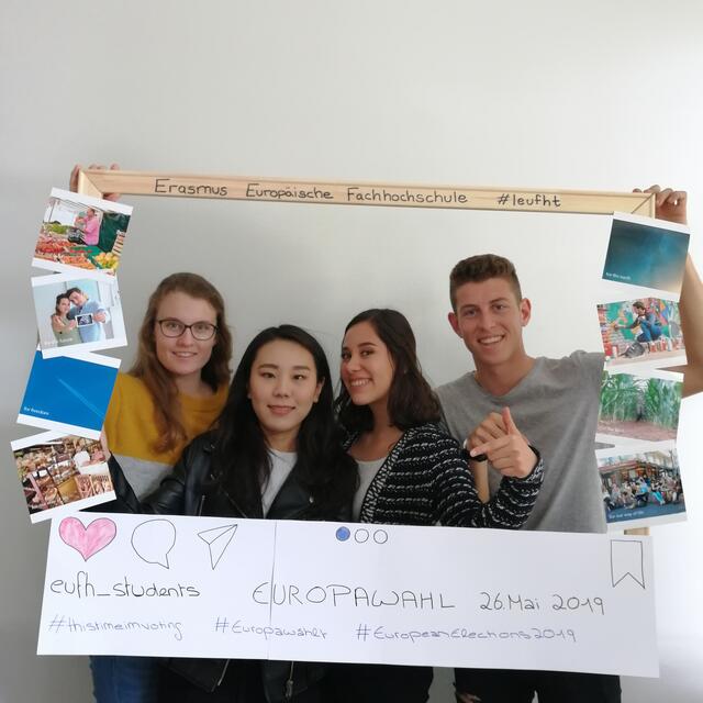 Aus Anlass des Europatags am 9. Mai engagierten sich Studierende der Europäischen Fachhochschule (EUFH) in Brühl für den europäischen Gedanken und warben für die bevorstehende Europawahl. | Foto: EUFH