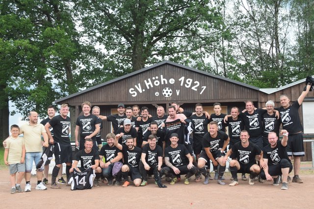Da kommt Freude auf beim SV Höhe über Meisterschaft und Aufstieg